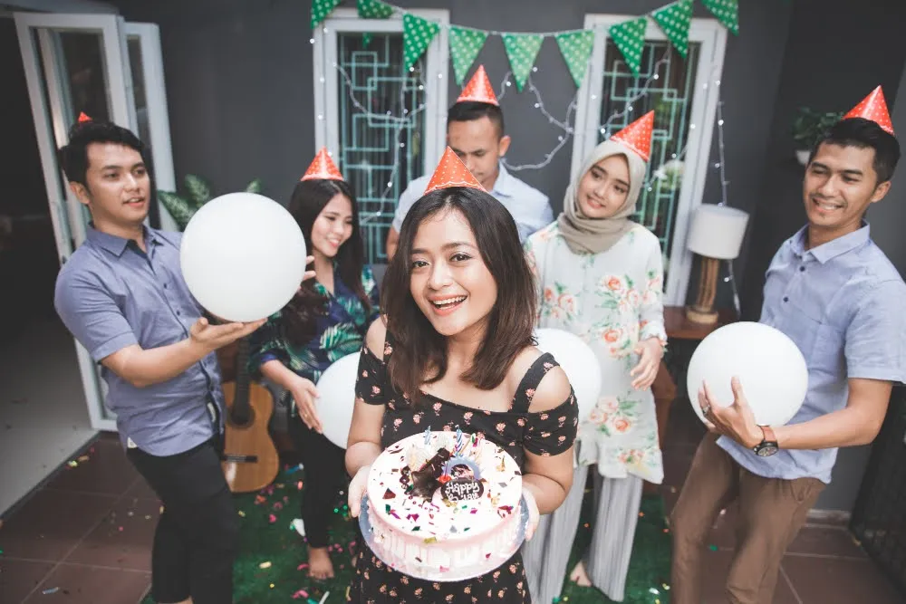 50 Unique Birthday Party Games For Adults That Will Keep Everyone Entertained