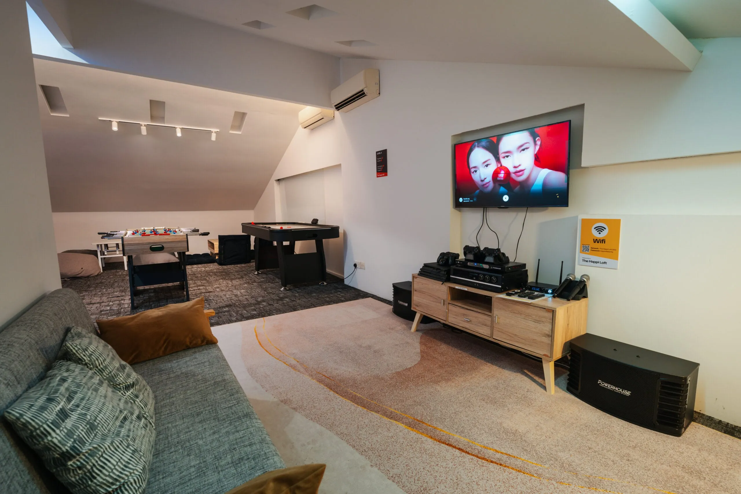 The Happi Loft Interior-20